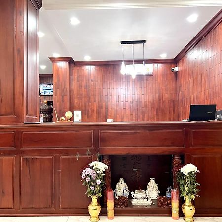 Nyna Villa Guesthouse 캄폿 외부 사진