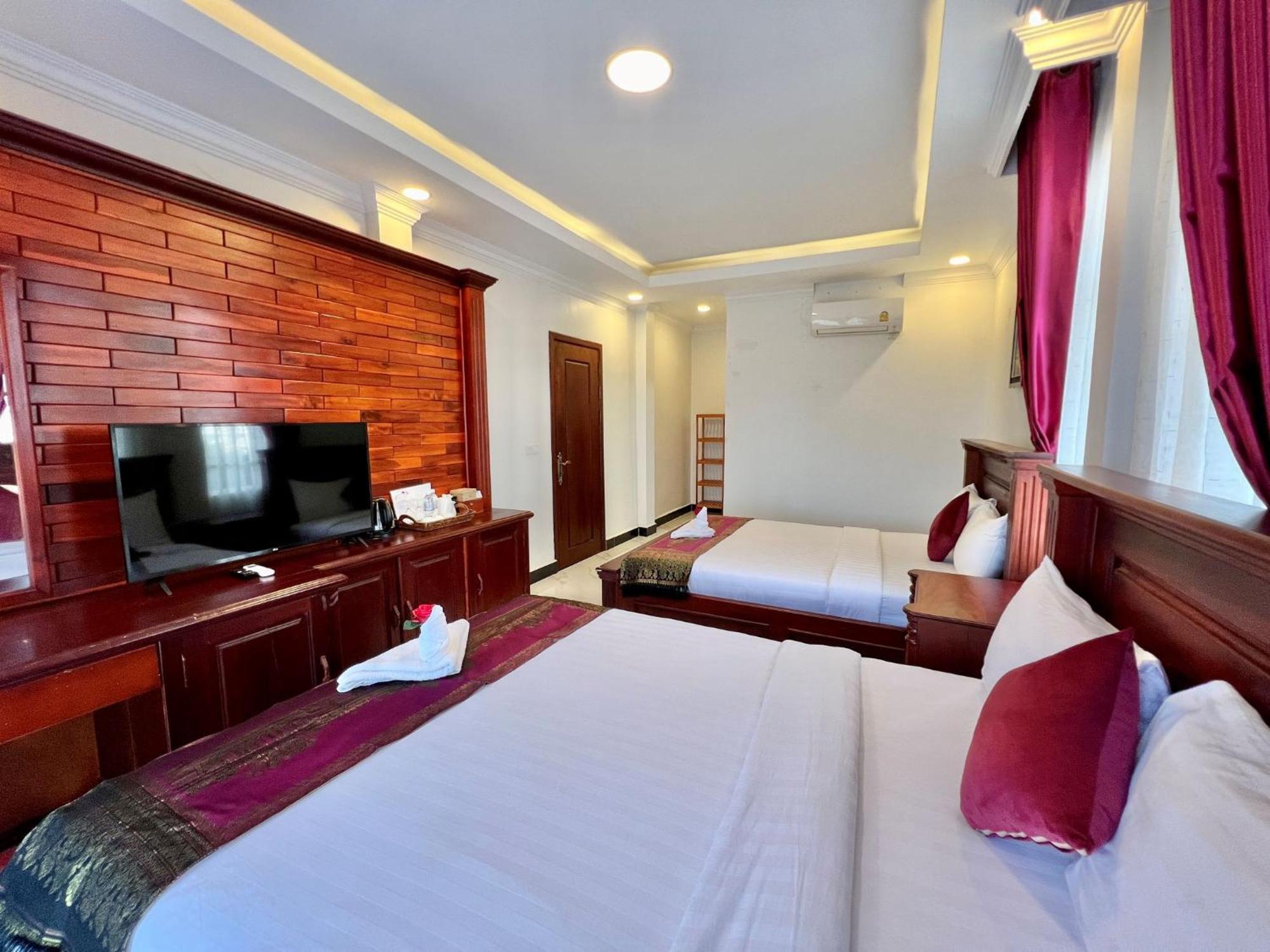 Nyna Villa Guesthouse 캄폿 외부 사진