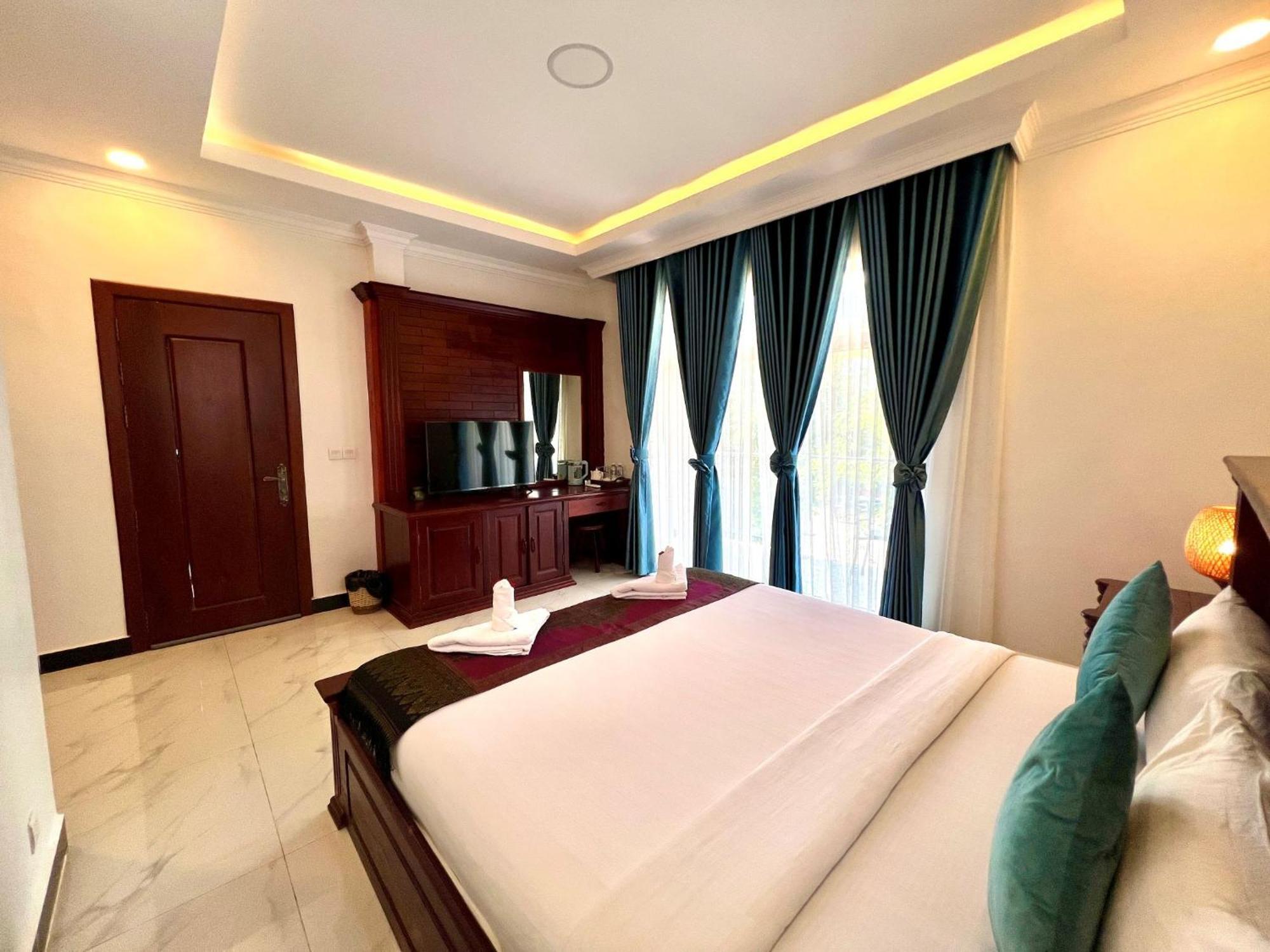 Nyna Villa Guesthouse 캄폿 외부 사진